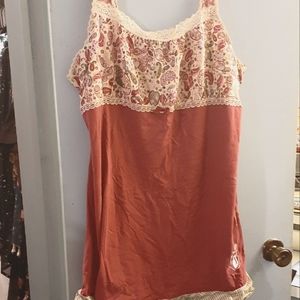 2x (18/20) pinkish purple paisley PJ top